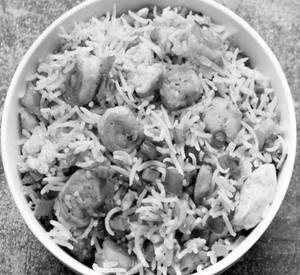 Maa Santoshi Veg Special Fried Rice