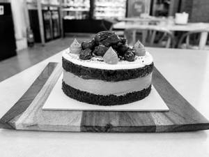 Black Forest Cake 500 Gms - For 6 To 8 People