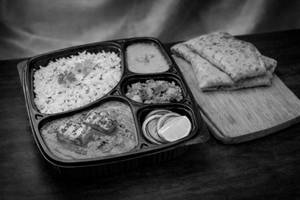 Paneer Tikka Masala Premium Meal