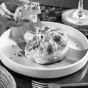 Pull Apart Cheese Garlic Bread