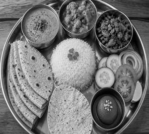 Veg Thali