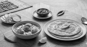 Laccha Paratha & Alu Dum Combo ( 2 Pcs )