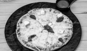 Five Cheese Pizza