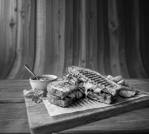 Veg Grilled Sandwich With Cheese Slice