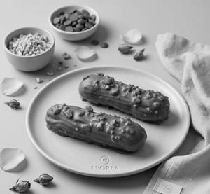 Ferrero Rocher Eclair