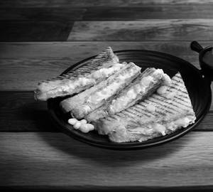 Cheese and corn sandwich