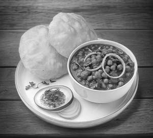 Chole bature