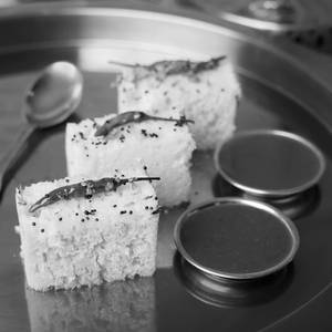 Dhokla 2 Pcs