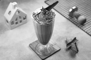 Spiced Chocolate Shake