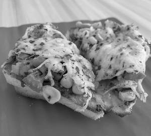 Cheese Burst Bread Pizza [6 inches]