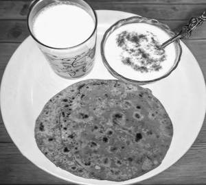 Butter Missi Roti With Chaach