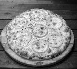 Onion Pizza
