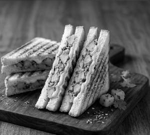 Aloo Affair Grilled Sandwich