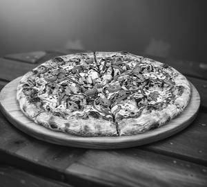 Tandoori Paneer Pizza