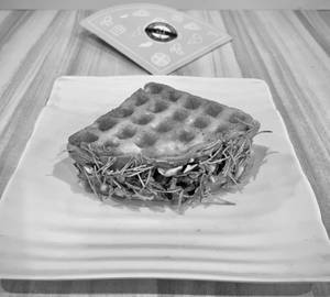 Pista Kunafa Waffle