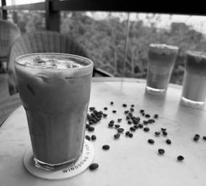 Esspreso Matcha Latte