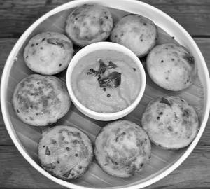 Appe With Chutney [ 6 Piece]