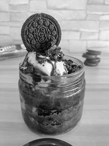 Oreo Jar Cake