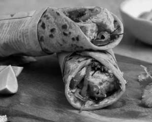 Malai tikka paneer roll