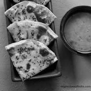 Cheese Naan With Veg Gravy