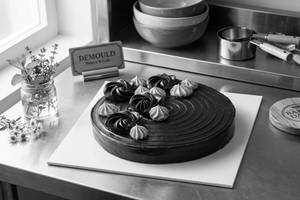Chocolate Truffle Eggless Cake