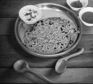 Sev Pyaaz Paratha With Namkeen Chach