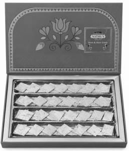 Kaju Katli Gift Hamper [900Gm]
