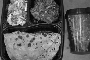 Neer Dosa(4)/chapati(2), Chicken Sukka, Salad,beverage
