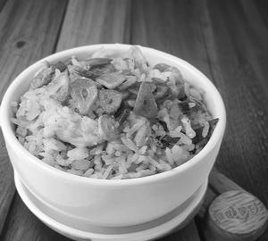 Burn Garlic Chicken Fried Rice