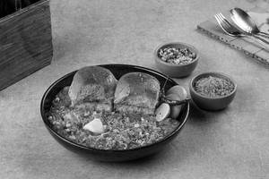 Wheat Pav With Sprout Bhaji