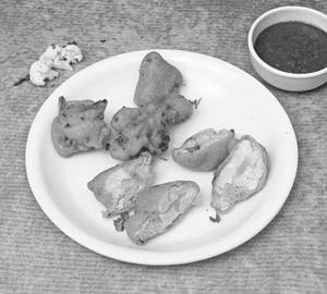Paneer Pakoda 1 piece