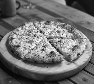 Tandoori Sweet Corn Pizza
