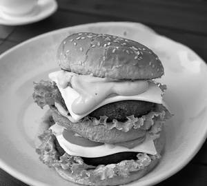 Double tikki burger