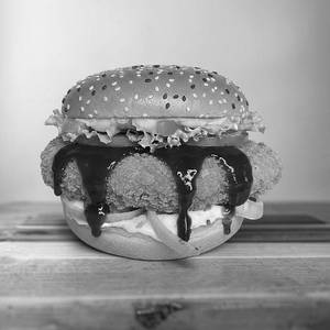 Bbq Crispy Paneer Burger