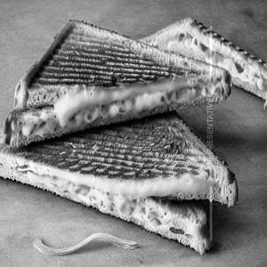 Cheese grilled sandwich