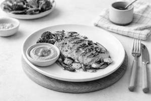 Grilled Chicken With Hummus