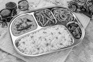 Dal Aloo Bhujiya Signature Rice Thali