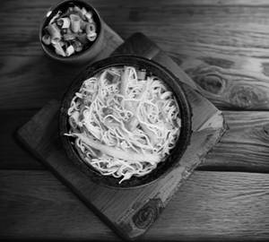 Garlic Noodles