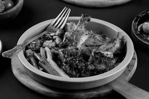 Grilled chicken in peri peri sauce