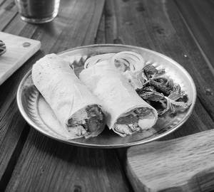 Soya tikka rumali roll