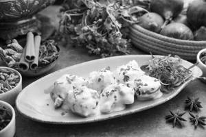 Chicken Dahi Lasooni Tikka