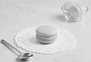Macroons Contains Egg