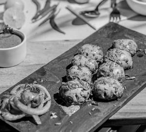 Mushroom Patakha Tikka (8 Pieces)