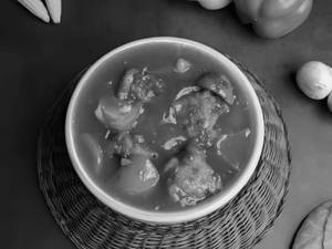 Chicken In Schezwan Sauce Gravy