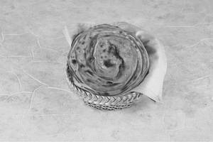Butter Lachhedar Paratha