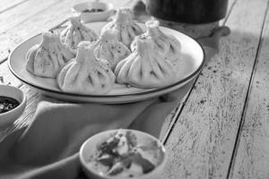 Paneer Tandoori Dry Momos [8 Pieces]