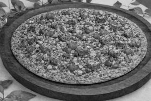 Crunchy Tikka Pizza