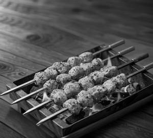 BBQ Kheeri Tikka [5 Sticks]