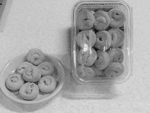 Coconut Jam Biscuit