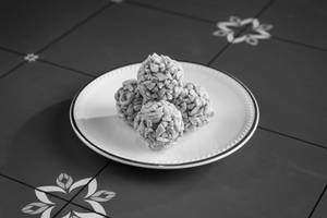 Cashew Choco Laddu